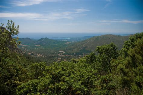 Trekking in Corsica, 8 days along the GR20. 8-day trip. Certified guide