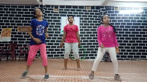 hallo hallo song with my friends in dance class - YouTube