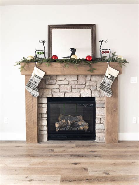 Winter Fireplace Mantel Decoration - Wesenberg Homes