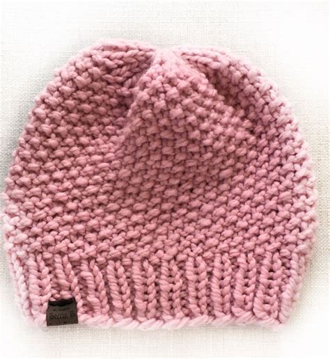 Free Knitting Pattern: Simple Seed Stitch Beanie Hat | Baby hat ...