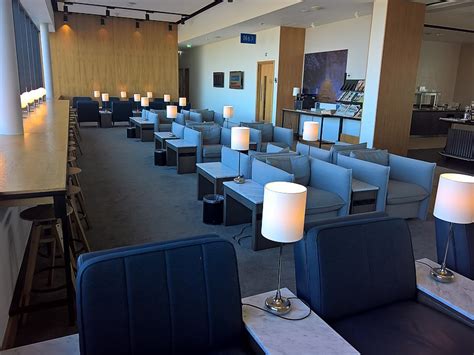 British Airways Business Class Lounge Aberdeen review | Loungeindex ...