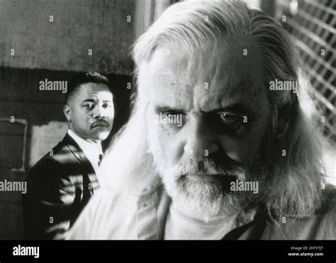 Instinct 1999 cuba gooding jr hi-res stock photography and images - Alamy