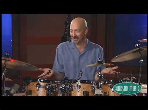 Steve Smith: Drum Solo Lesson - YouTube