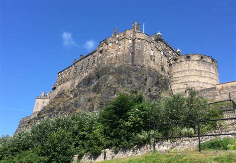 Edinburgh Castle Half Moon Battery - Eye On Edinburgh