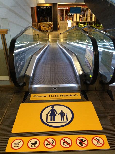 Safety Decals - Escalator Safety