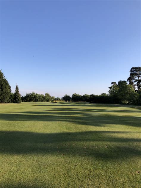 Wexham Park Golf Centre (Green Course) - Slough, Buckinghamshire, United Kingdom | Swing By Swing