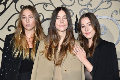 Haim Sisters Demand Equal Pay – The Forward