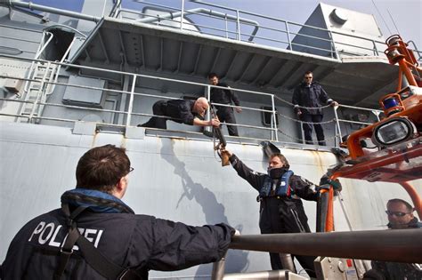 Anti-Piraten-Training: Bundespolizei bildet Reedereien aus - DER SPIEGEL