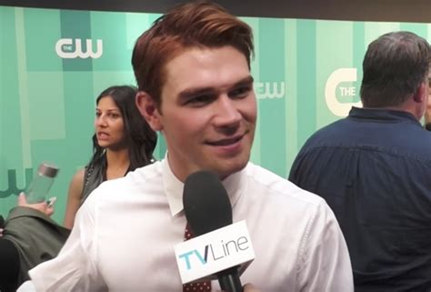 [VIDEO] ‘Riverdale’ Season 2 Preview: Dark Archie — KJ Apa Interview ...