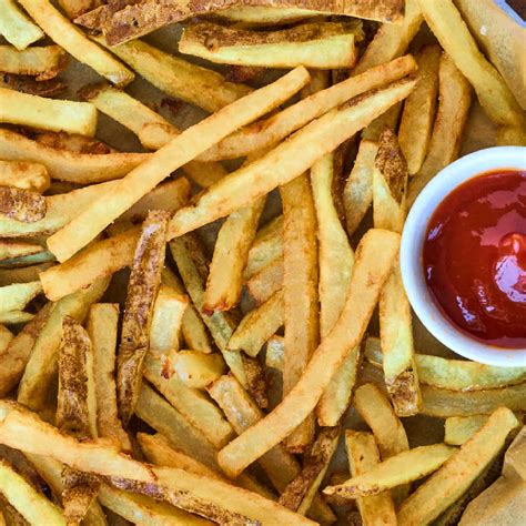 How to Make Amazing Homemade Deep-Fried French Fries (Perfectly Crispy)