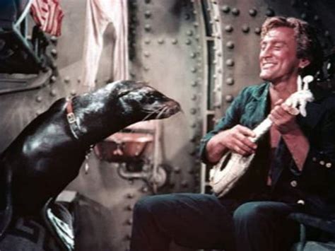 The 10 essential Kirk Douglas movies | Gold Coast Bulletin