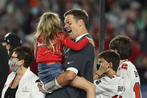 Tom Brady celebrates with his family after winning Super Bowl, says he ...