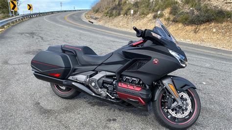 2020 Honda Gold Wing DCT first ride review: 'Wing Commander - CNET