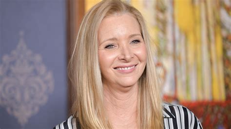 Lisa Kudrow - Biography | HELLO!