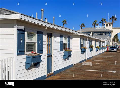 Cottages on Crystal Pier, Pacific Beach, San Diego, California, USA ...