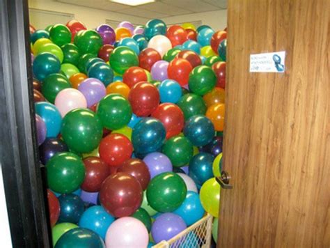 15 Awesomely Hilarious Pranks To Fool Your Friends With