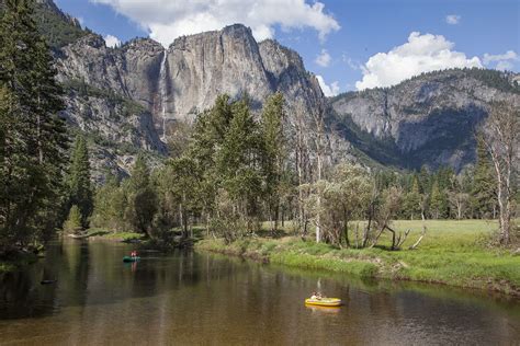 Easy Hikes You Can Do in Yosemite Valley