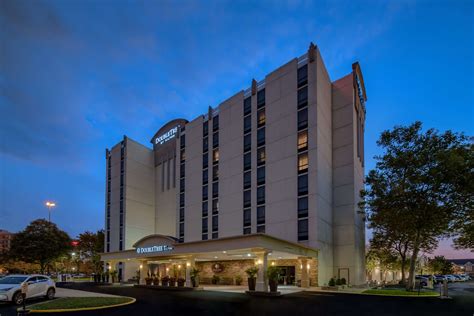 DoubleTree by Hilton Hotel Philadelphia Airport, 4509 Island Avenue, Philadelphia, PA, Hotels ...