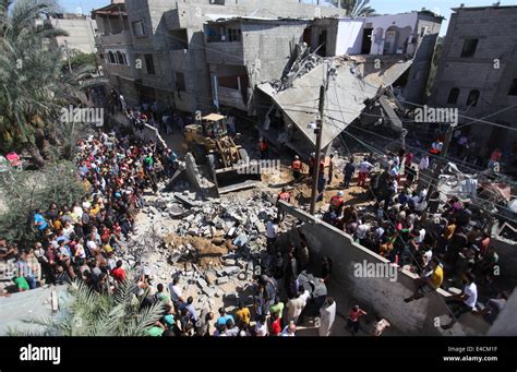 Khan Younis, Gaza Strip, Palestinian Territory. 8th July 2014 ...