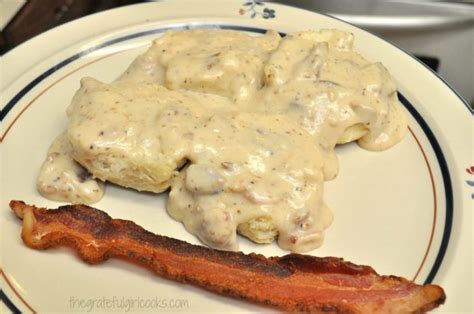 Southern Bacon Gravy For Biscuits / The Grateful Girl Cooks!