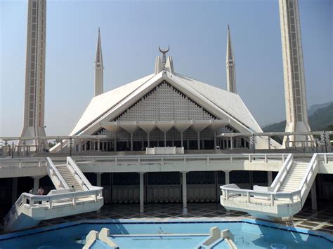 Shah Faisal Mosque From Main Courtyard Mosque, Courtyard, Pakistan ...