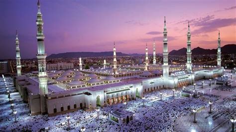 17 Best images about Madinah al Munawarah on Pinterest | Peace be upon ...