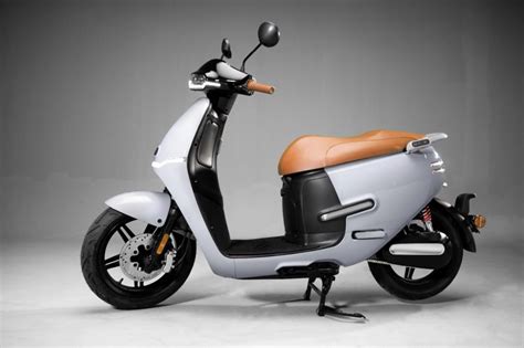 Brisbane’s e-Motion Concepts brings Horwin EK3 electric motor scooter ...