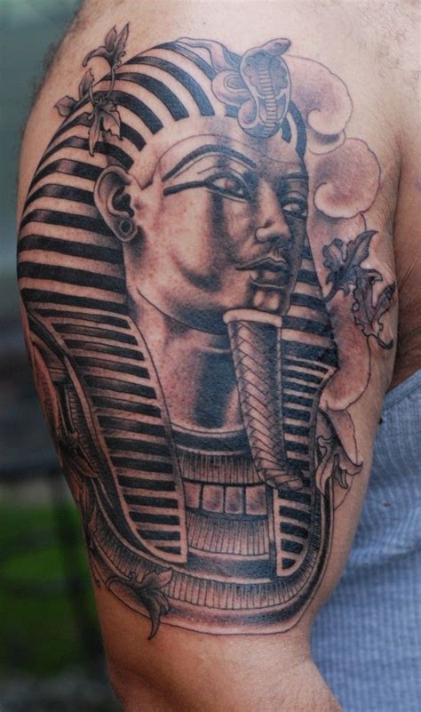 Egyptian-Sphinx-Tattoo-624x1055.jpg (624×1055) | Egypt tattoo, Pharaoh tattoo, King tut tattoo