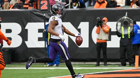 Kenyan Drake Goes Untouched for 4-Yard Touchdown | Ravens-Bengals ...