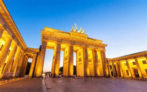 Editor's Pick Berlin's Brandenburg Gate - Cologne Cathedral (Kölner Dom ...