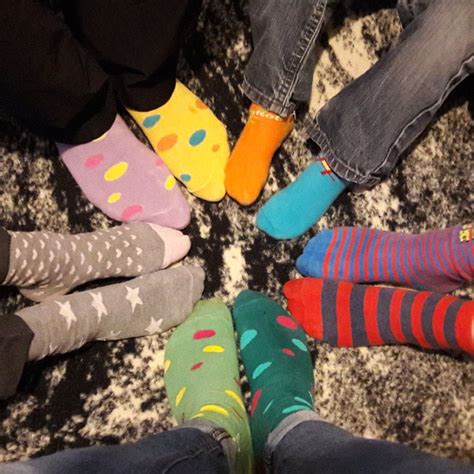 Odd Socks Day – Andy and The Odd Socks