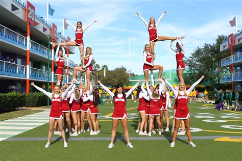 University of Oklahoma #BoomerSooner | Cheer poses, Cheer stunts ...