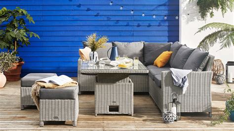 Deck furniture ideas: 11 looks for outdoor living in style | Gardeningetc