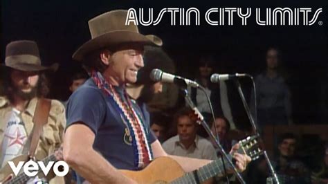 Willie Nelson - Blue Eyes Crying In the Rain (Live From Austin City Limits, 1976) - YouTube