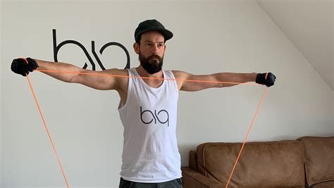 The 9 Best Shoulder Exercises With Resistance Bands - BiqBandTraning.com