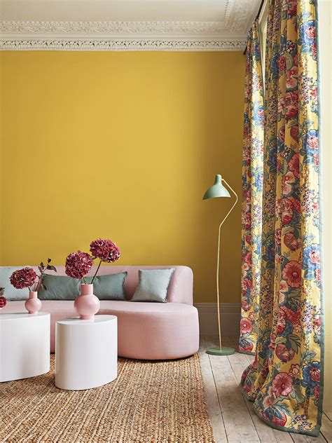 Colour crush: How to decorate with yellow and pink – Sophie Robinson