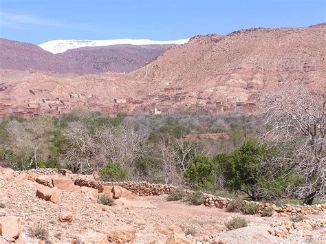 Ait Benhaddou - Morocco day trip tours kasbah telouetMorocco day trip ...