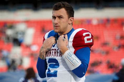 Johnny Manziel Barred From Canadian Football League - The New York Times