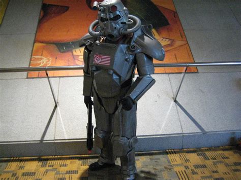 Otakon 2013 - Brotherhood of Steel Paladin 2 by TujoThePanda on DeviantArt