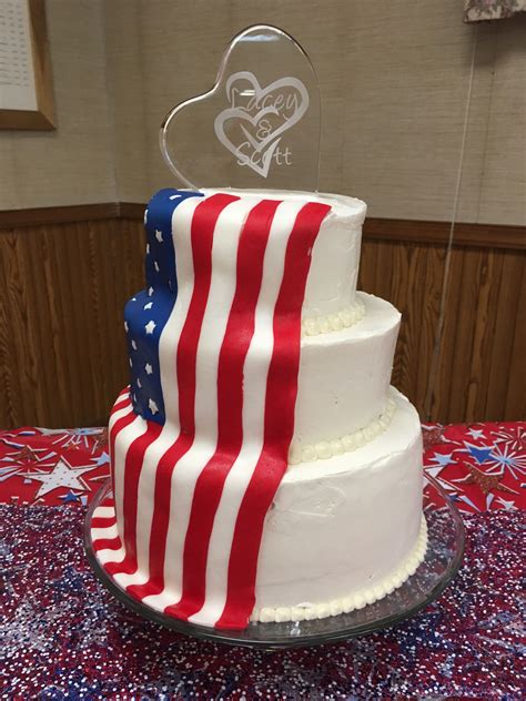 American Flag wedding cake | American flag cake, Patriotic cake, Cool ...