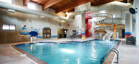 4 Best Hotels With Water Park In Sioux Falls, South Dakota - Updated ...