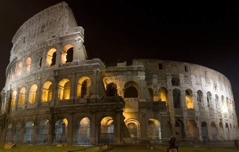 tickitaly.com - reserve tickets for tours of the Colosseum dungeons