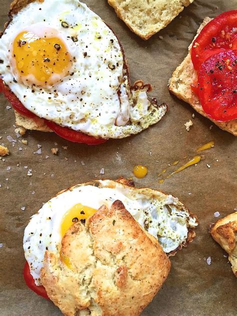 Easy Ranch Biscuit Sandwiches with Fried Eggs and Tomatoes Recipe - How ...