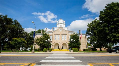 Cumberland County Courthouse - Explore Crossville