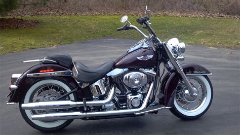 2005 Harley-Davidson® FLSTN/I Softail® Deluxe (Black Cherry), Holly, Michigan (353557 ...