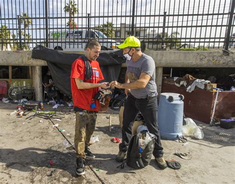 Advocates trek underground to reach homeless in Las Vegas tunnels ...