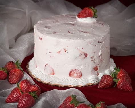 Ambrosia Bakery, Fresh Strawberry Cake Baton Rouge, Louisiana | Fresh ...