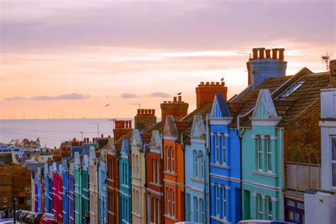 The most COLOURFUL streets in Brighton: best things to do in Brighton!