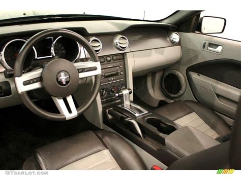 Black/Dove Accent Interior 2007 Ford Mustang GT/CS California Special ...