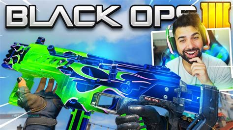 I Unlocked The Secret REACTIVE CAMO in Black Ops 4.. - YouTube